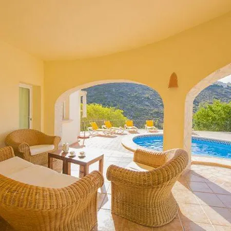 Sleeps 6 Pool Benitachell