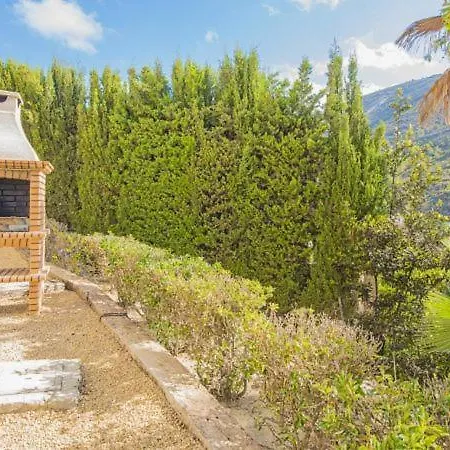 Sleeps 6 Pool