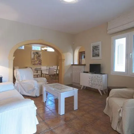 Sleeps 6 Pool Benitachell